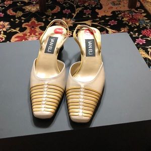 EUC with box Vanelli size 6.5